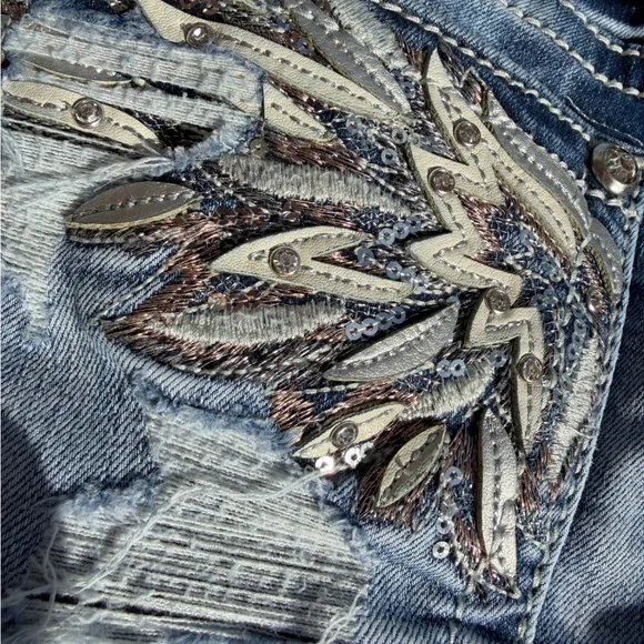 Miss Me Jeans Size 30 Ankle Skinny Rhinestones Angel Wing Sequins Distressed - Picture 3 of 11